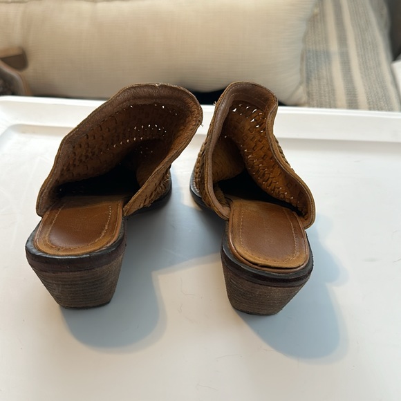 Jeffrey Campbell leather woven slip ons - Picture 5 of 7